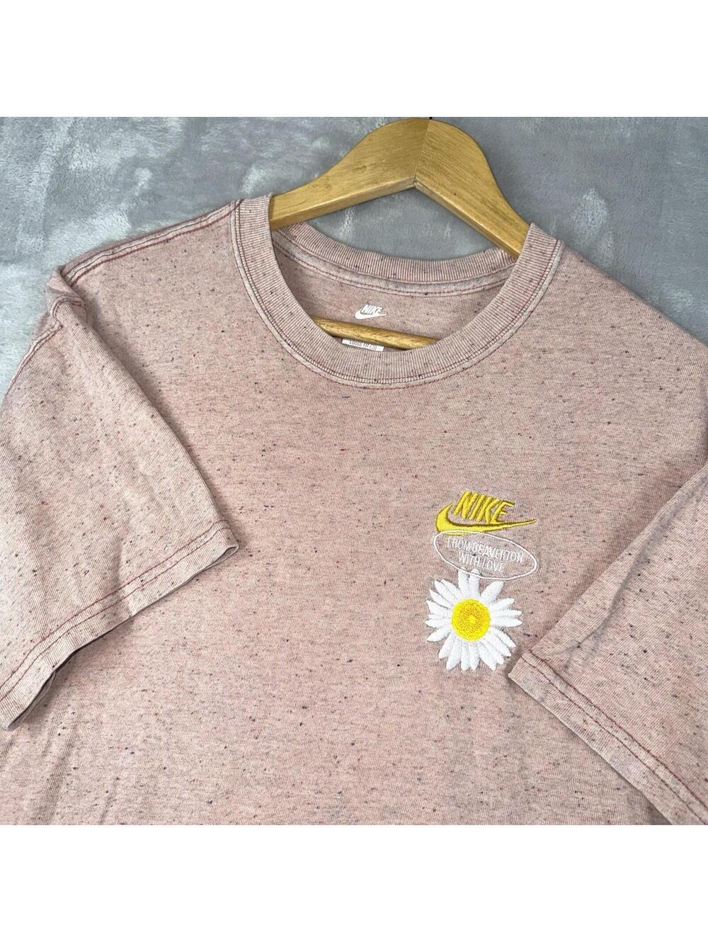 Nike Beaverton Have A Nike Day Shirt Coral Pink Men’s Small daisy embroidere Y2K